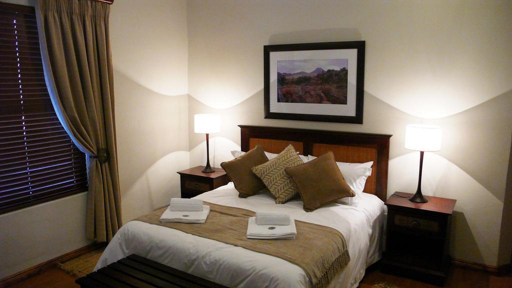 Honeylocust Guesthouse Colesberg Exterior photo