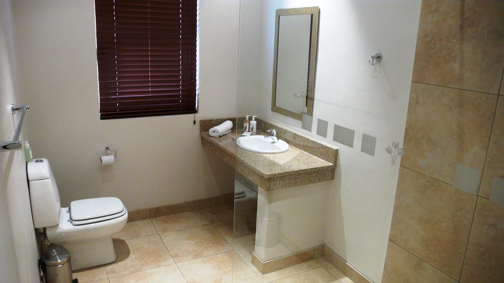 Honeylocust Guesthouse Colesberg Exterior photo
